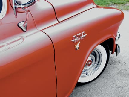 Smooth Hauler '57 GMC_3